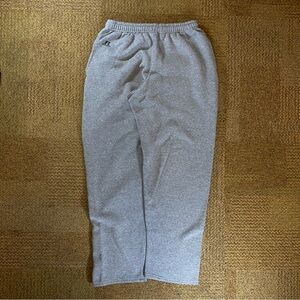 Russell Athletic gray fleece sweatpants men’s size L drawstring waist pockets